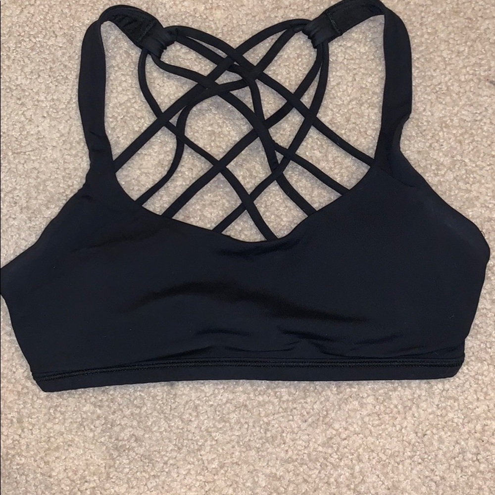 Lululemon sports bra